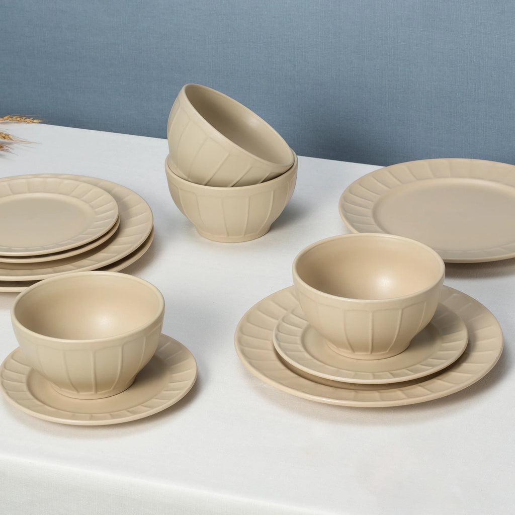 Stoneware Dinnerware Set, 12-piece, Parchment S708