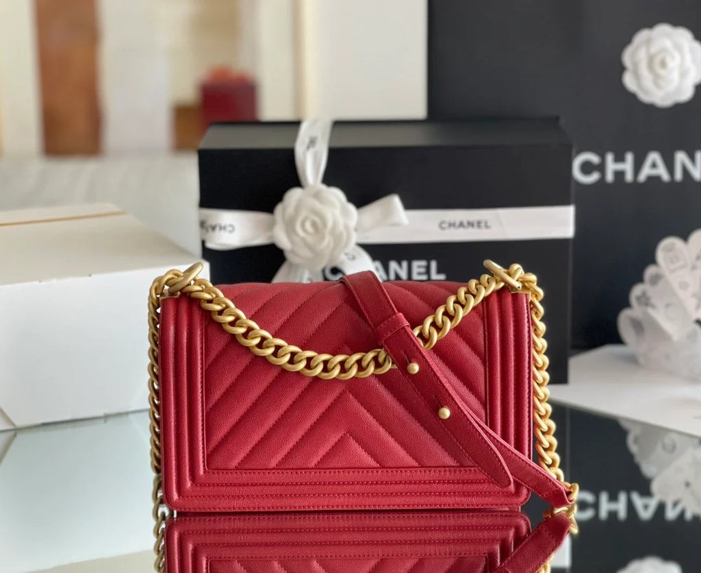 Red Medium Handbag O50883