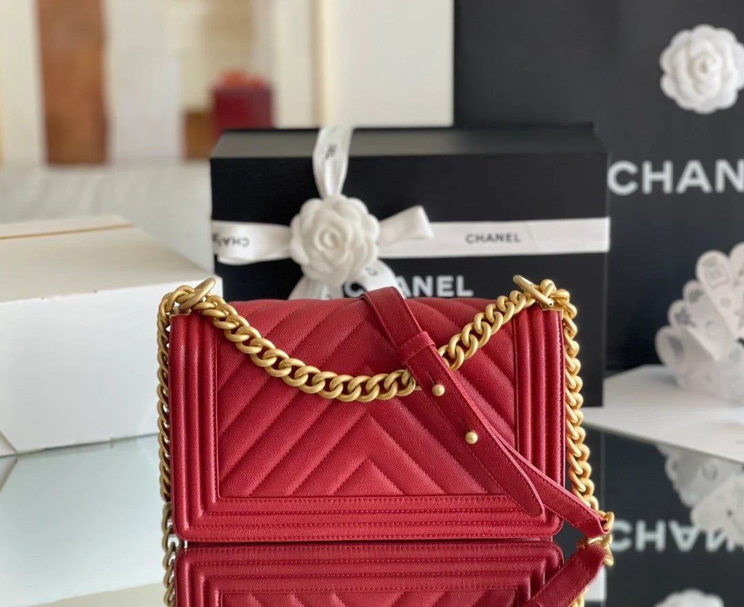 Red Medium Handbag O50883