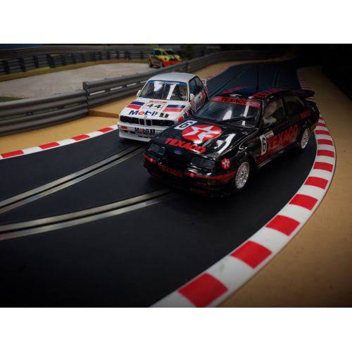 Ford Sierra RS500 Y995