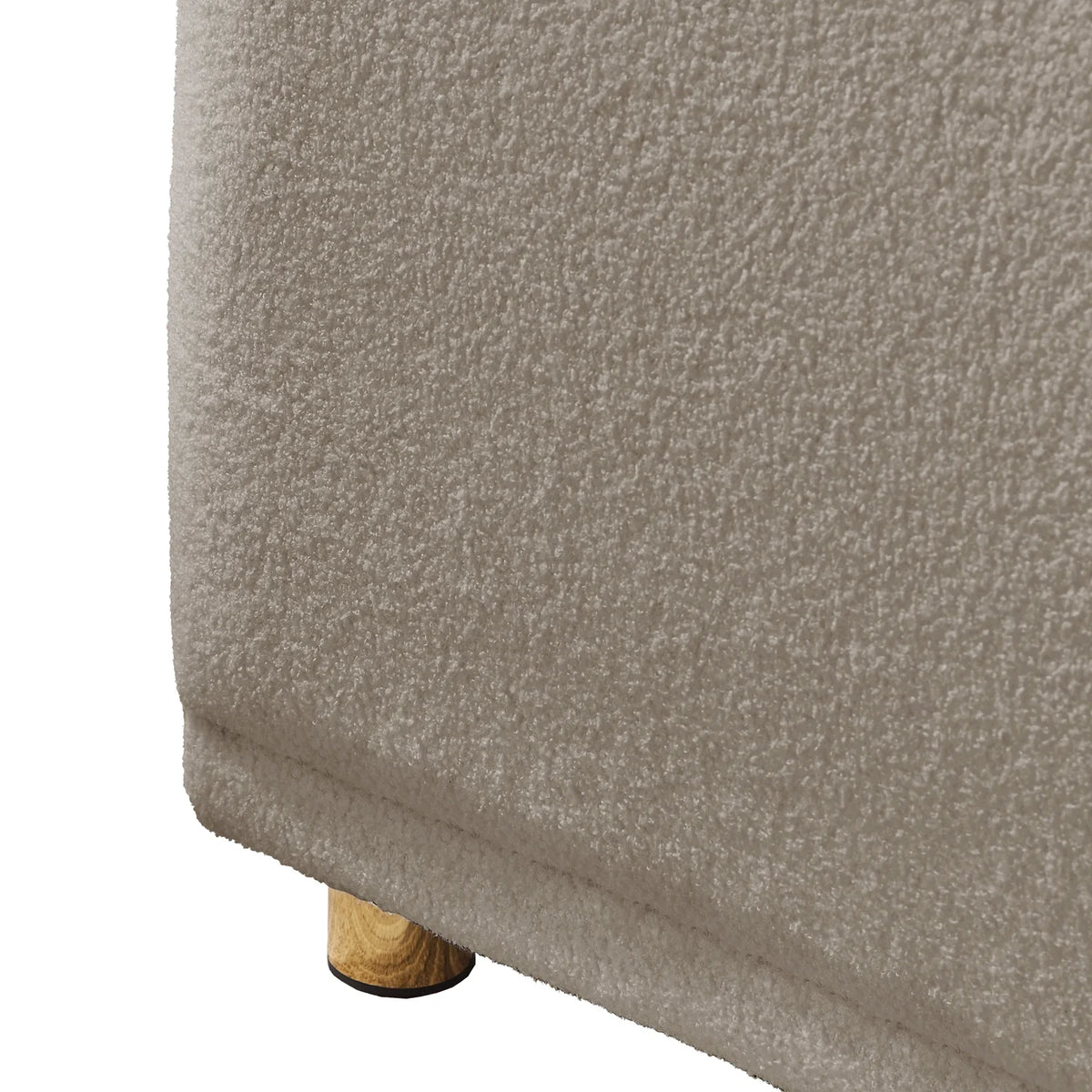 Teddy Fabric Upholstered Accent Chair with Metal Legs D634317