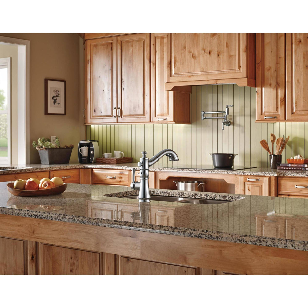 Chrome Single Handle Pull-Out Kitchen Faucet F772