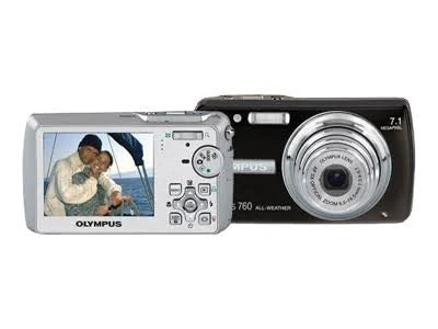 Black 7 Megapixel Digital Camera B4647