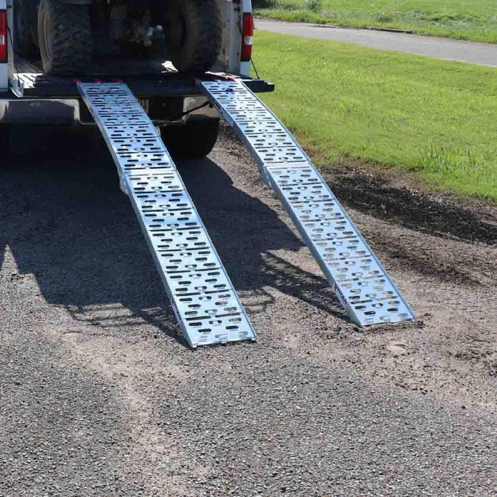 Aluminum Plate Top Ramp 7.5 Ft Pair 1,500 Capacity Loading Ramp J544