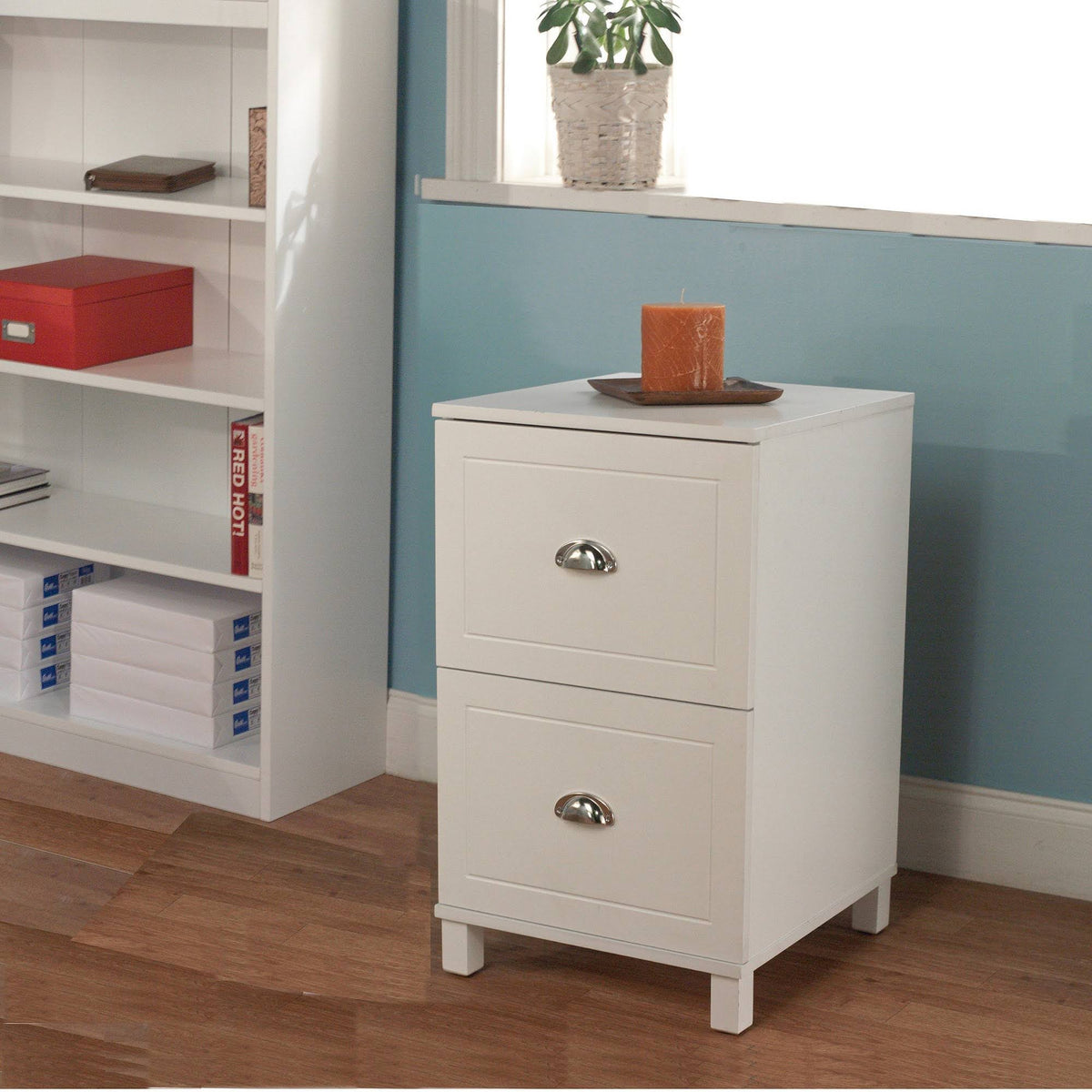 Antique White Two Drawer Filing Cabinet O585