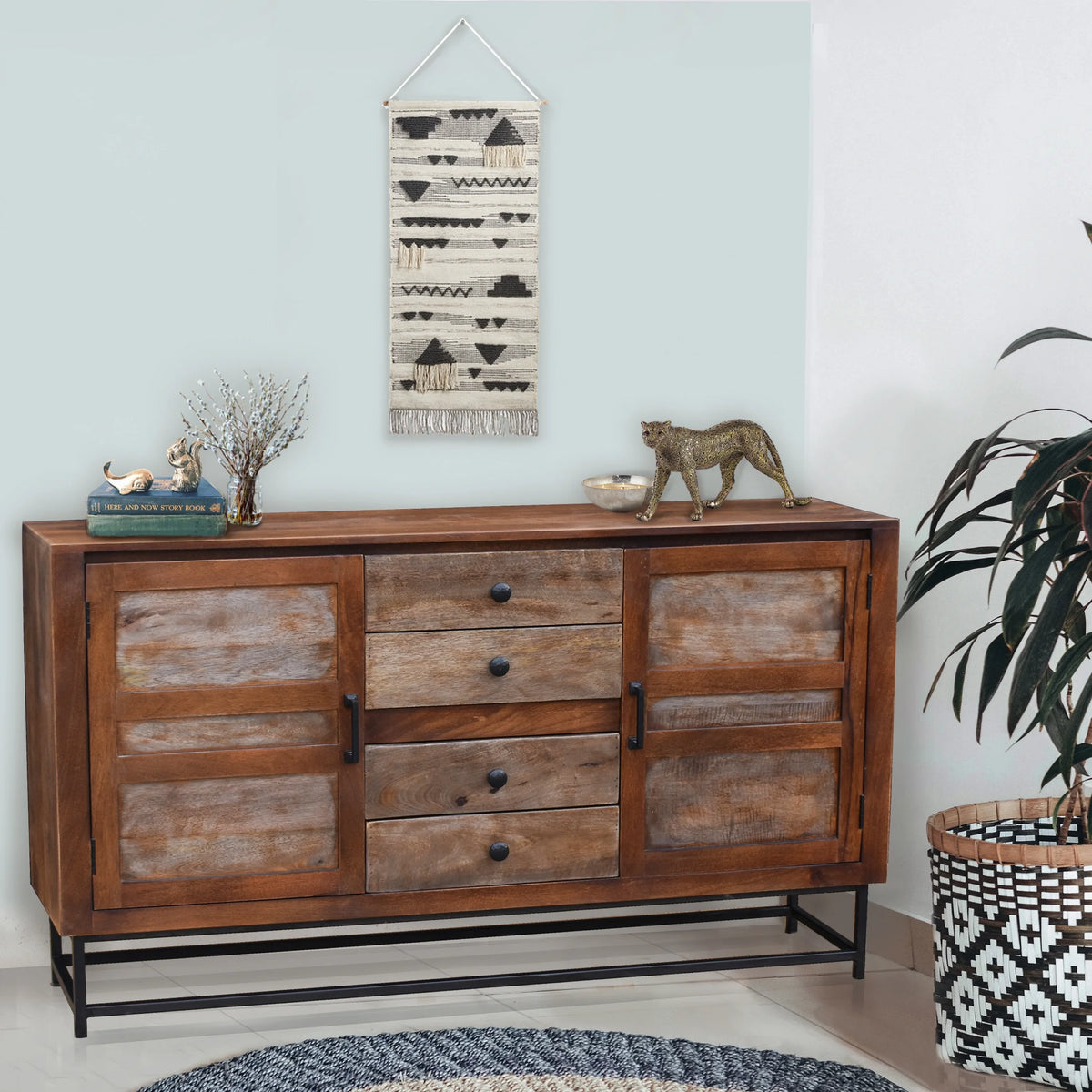 Recycled Mango Wood Sideboard with 4 Drawers and 2 Doors Q128