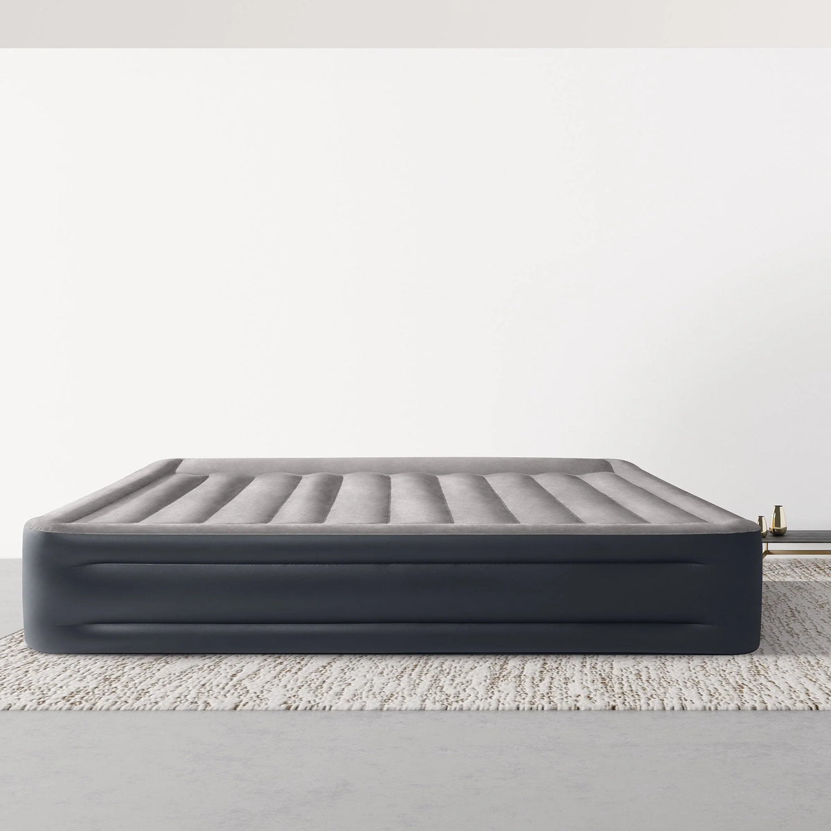 King Air Mattress with Built In Pump A686
