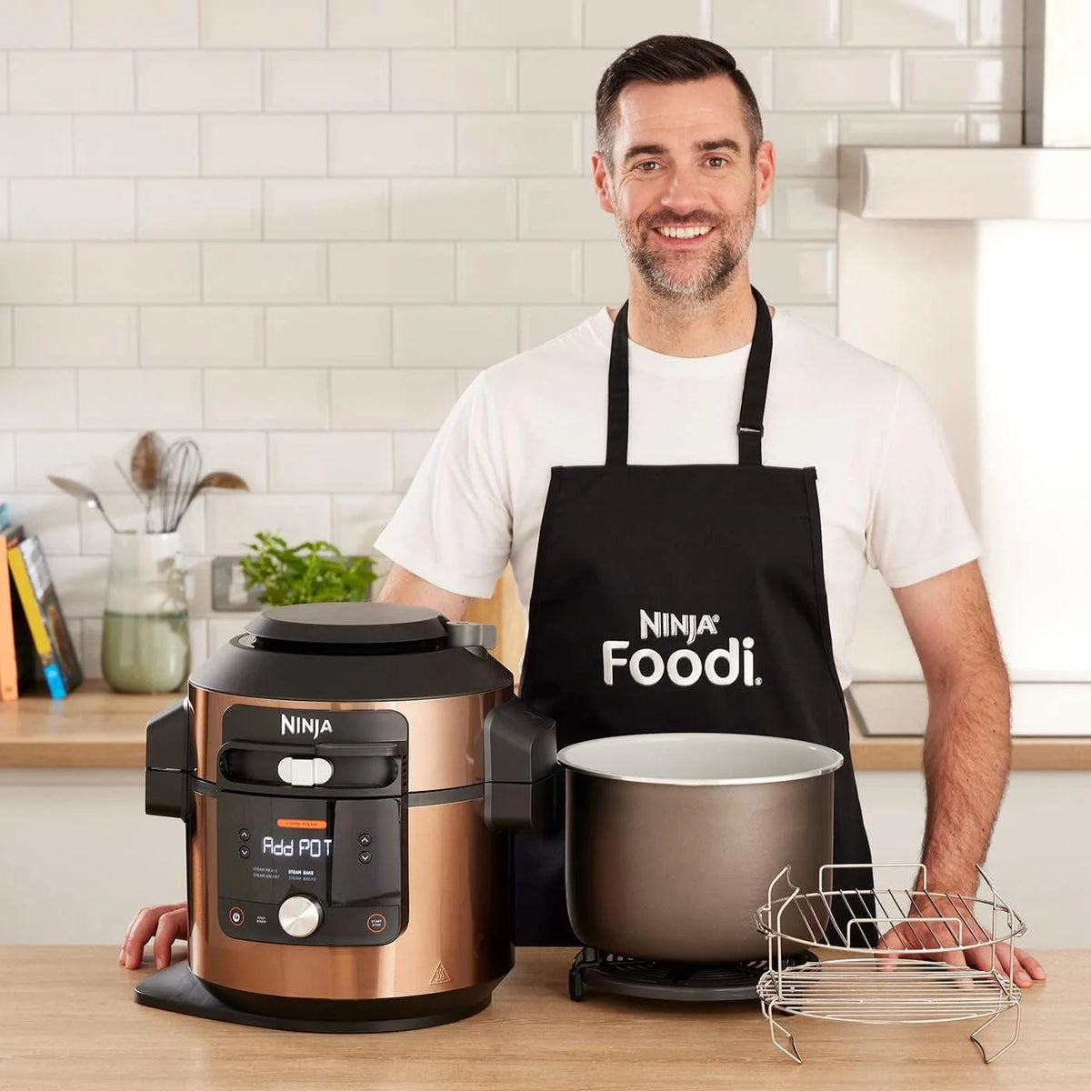 Restored Ninja 8 Qt. Pressure Cooker Steam Fryer with 5 Qt. Crisp Basket Q22138